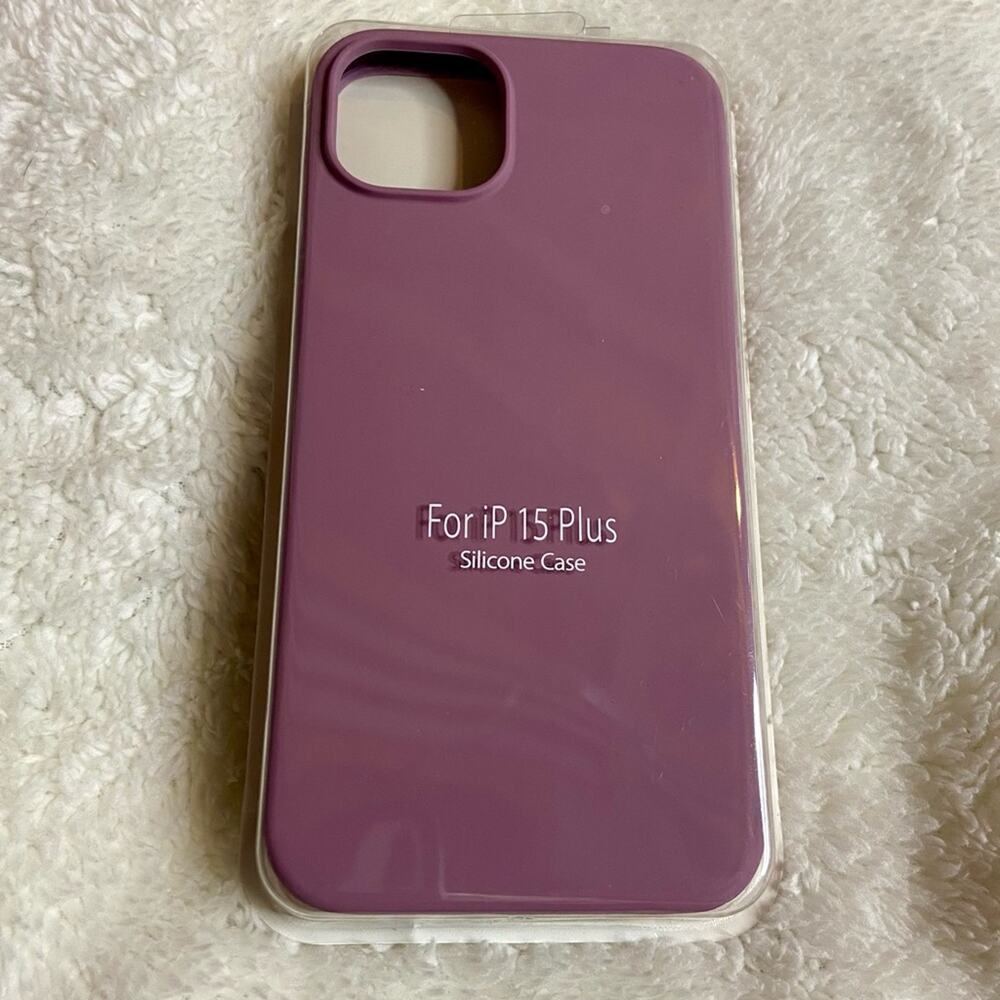 iPhone 15 Pro Silicon Cases Black and Pink ✨ FREE SCREEN PROTECTOR